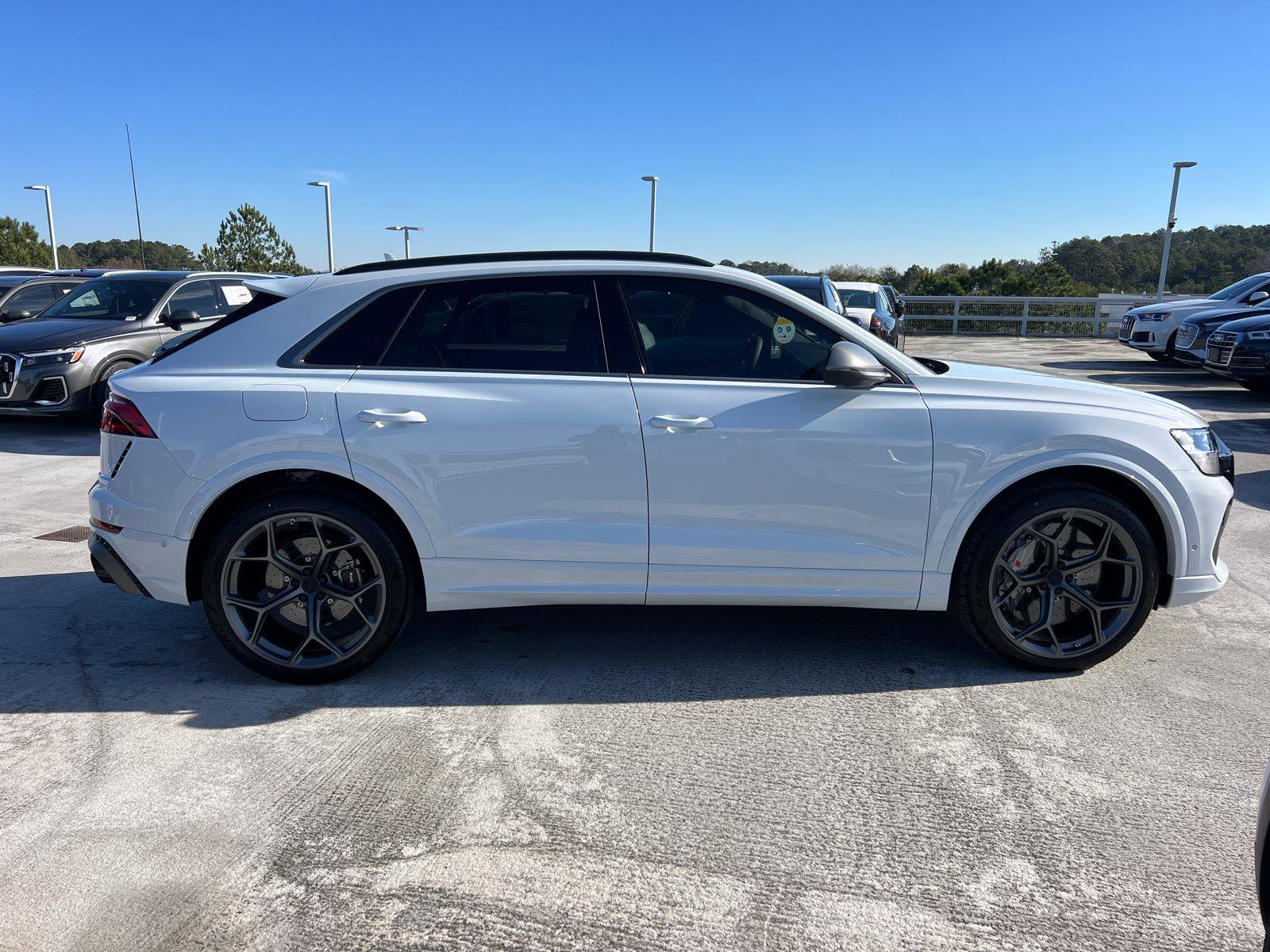 New 2026 Audi RS Q8 performance image 4