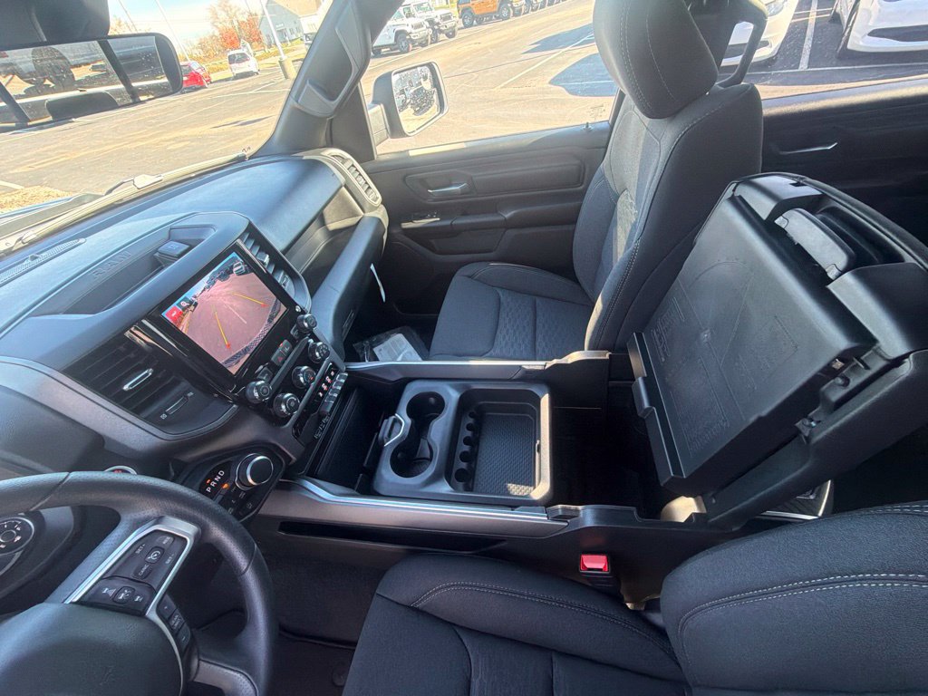 New 2027 RAM 1500 Express AWD/4WD image 29
