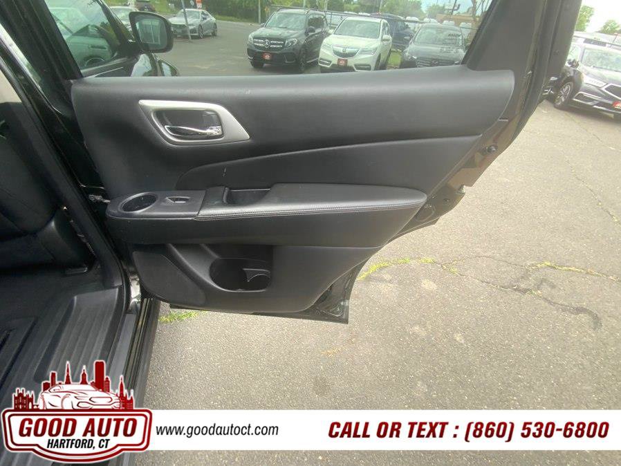 Used 2020 Nissan Pathfinder SV AWD/4WD image 12