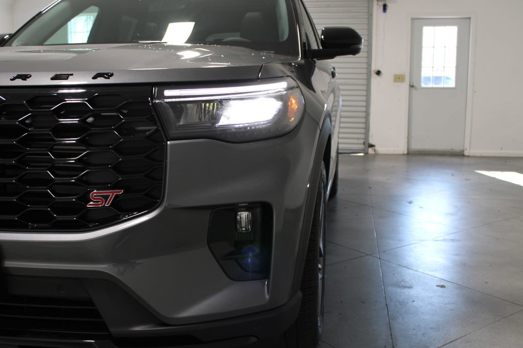 New 2026 Ford Explorer ST image 50