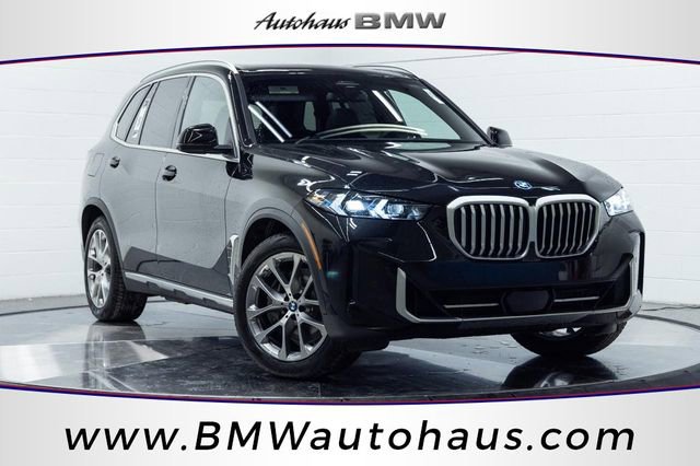 New 2026 BMW X5 xDrive50e w/ Premium Package