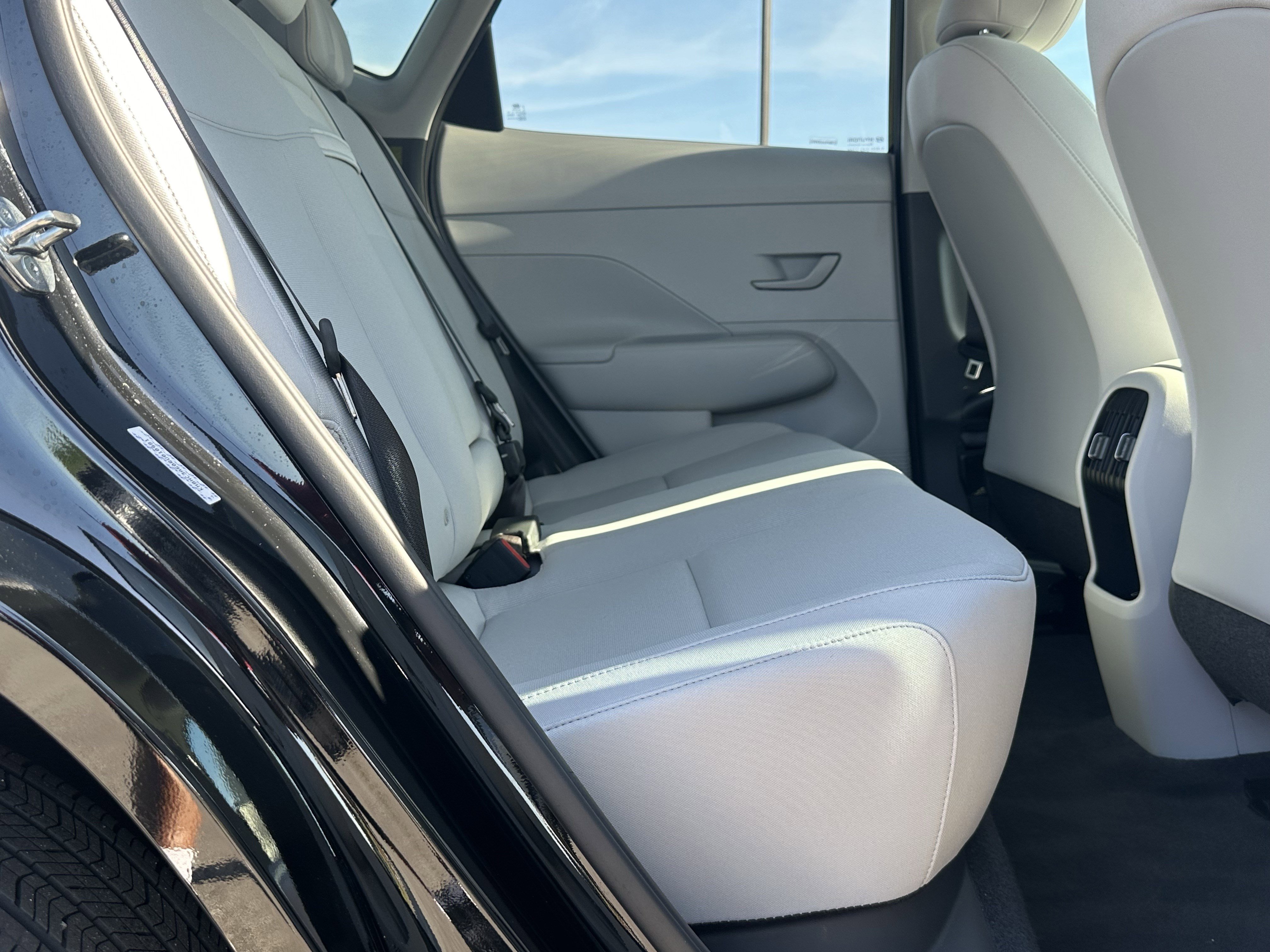 Used 2024 Hyundai Kona SEL FWD image 17