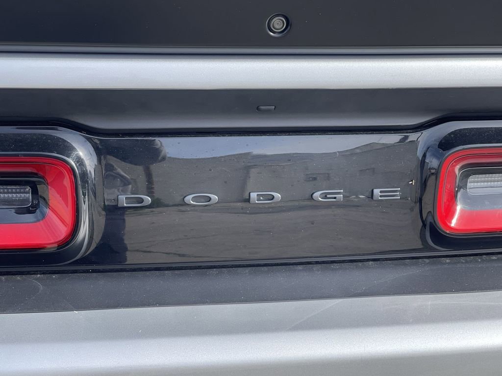 Used 2023 Dodge Challenger R/T w/ Plus Package image 29