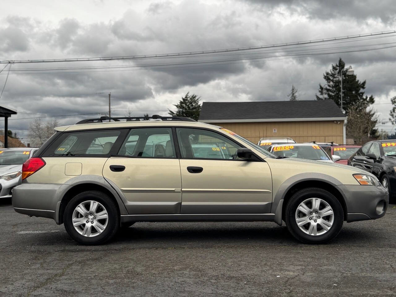 Used 2005 Subaru Outback 2.5i image 17