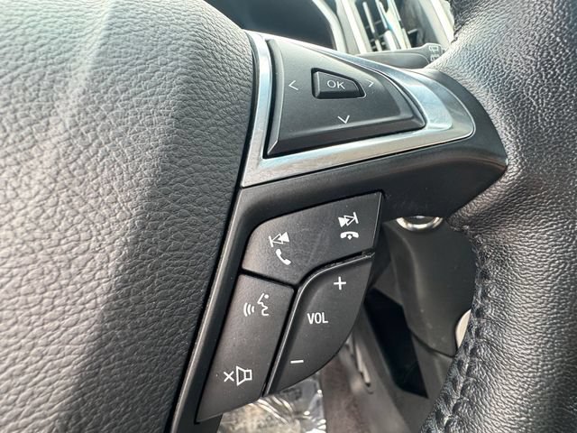 Used 2016 Ford Edge SEL FWD image 8