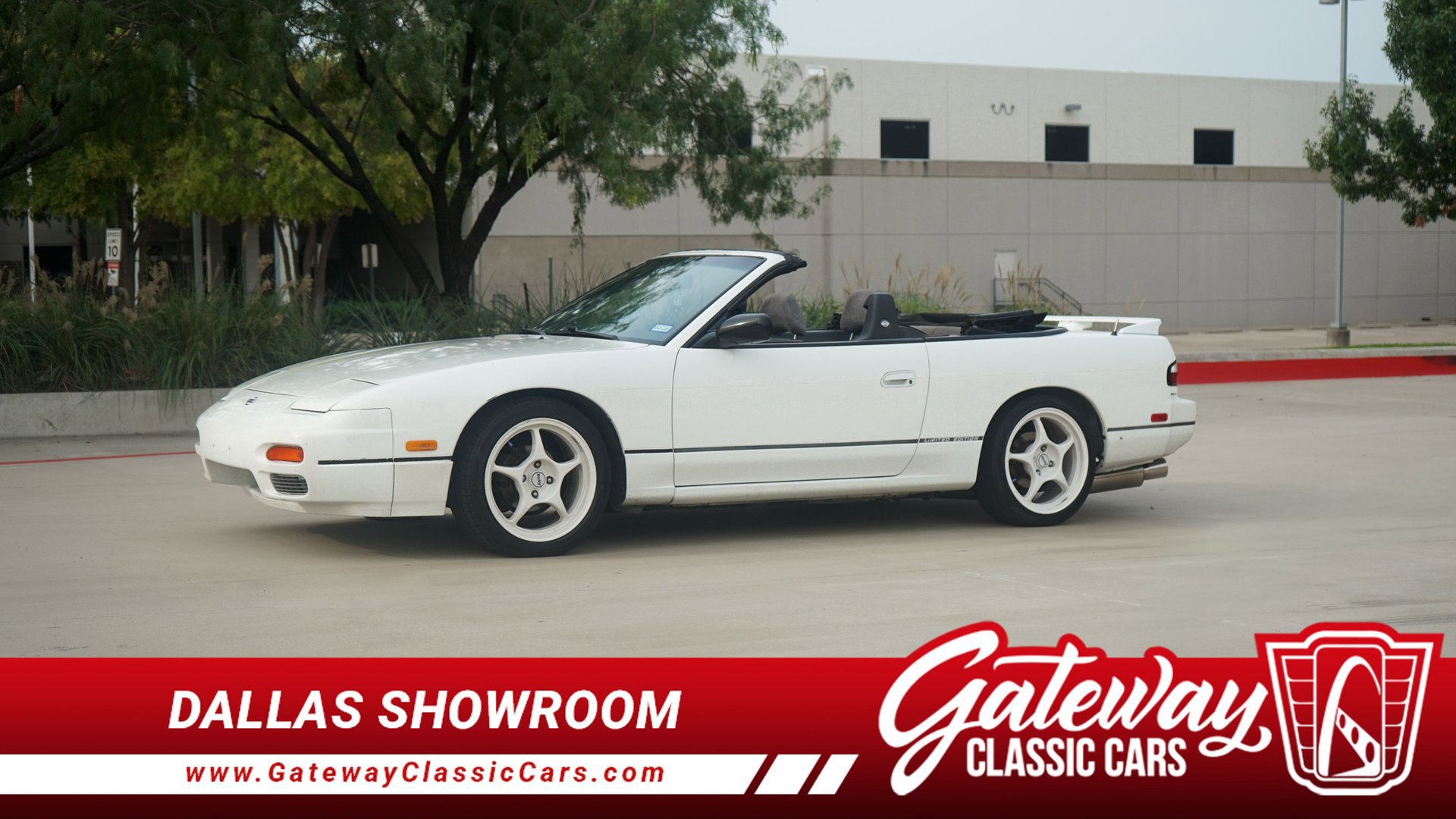 Used 1993 Nissan 240SX SE RWD image 1