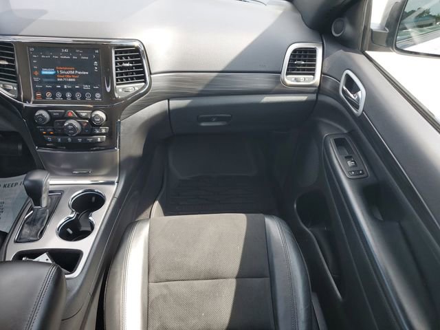 Certified 2021 Jeep Grand Cherokee Laredo X AWD/4WD image 20