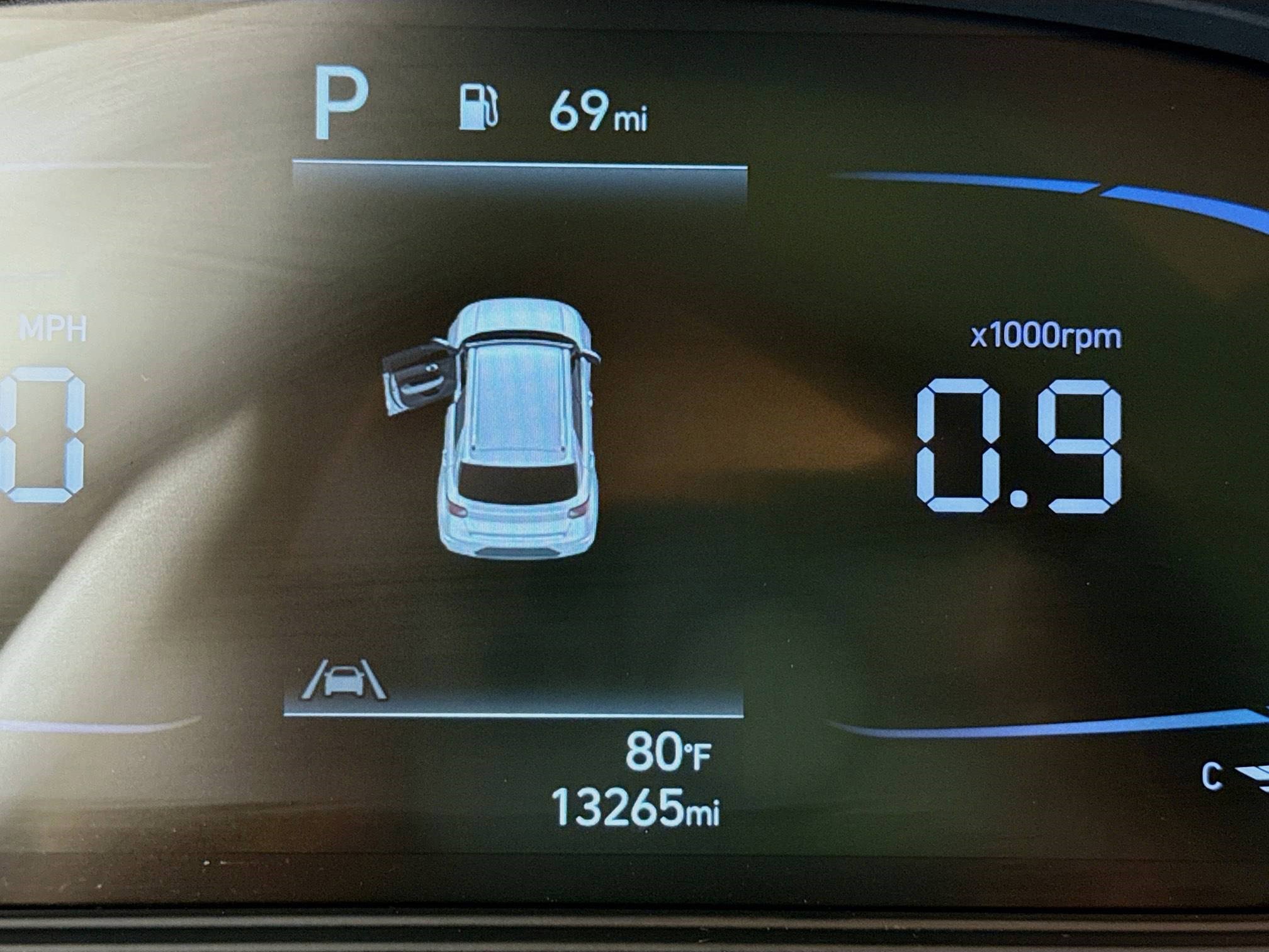 Used 2024 Hyundai Venue Limited image 14