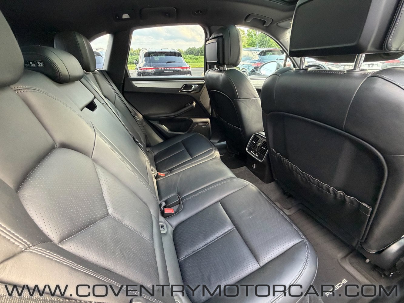 Used 2017 Porsche Macan S AWD/4WD image 33