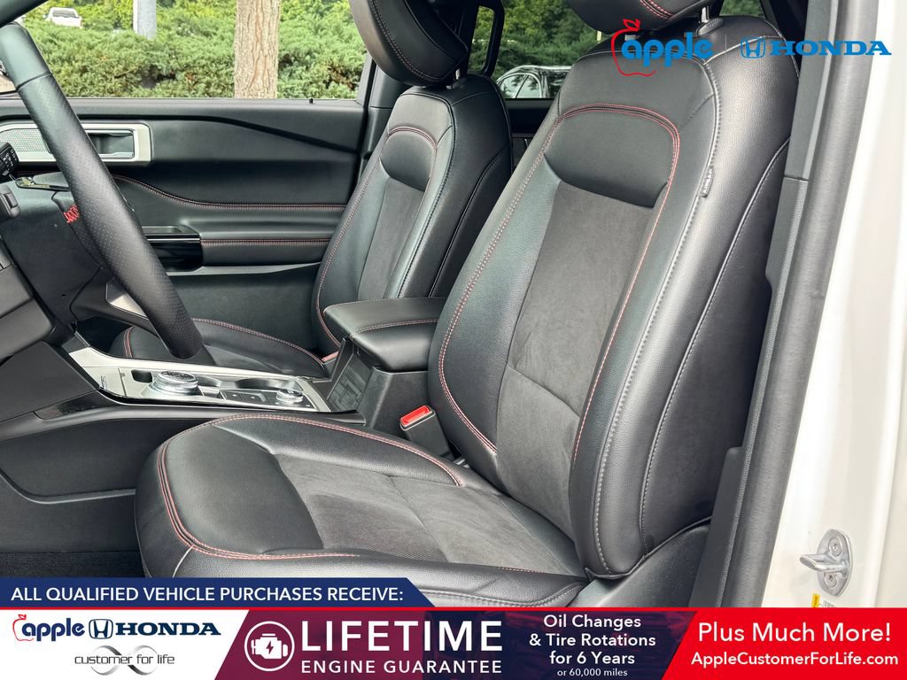 Used 2024 Ford Explorer ST-Line w/ Class IV Trailer Tow Package AWD/4WD image 7