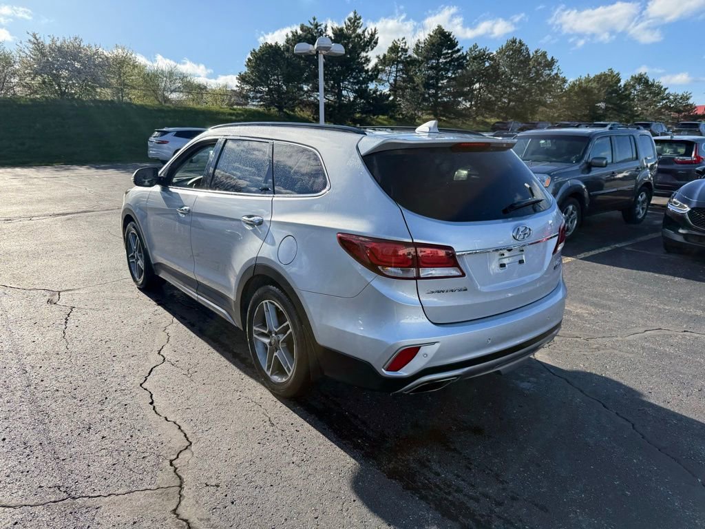 Used 2018 Hyundai Santa Fe Limited AWD/4WD image 2