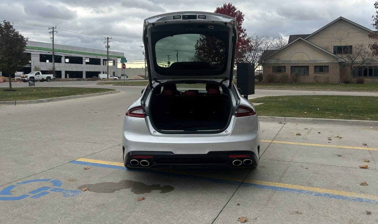 Used 2018 Kia Stinger GT2 image 8