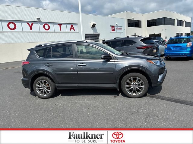 Certified 2018 Toyota RAV4 Limited w/ Advanced Technology Package AWD/4WD image 4