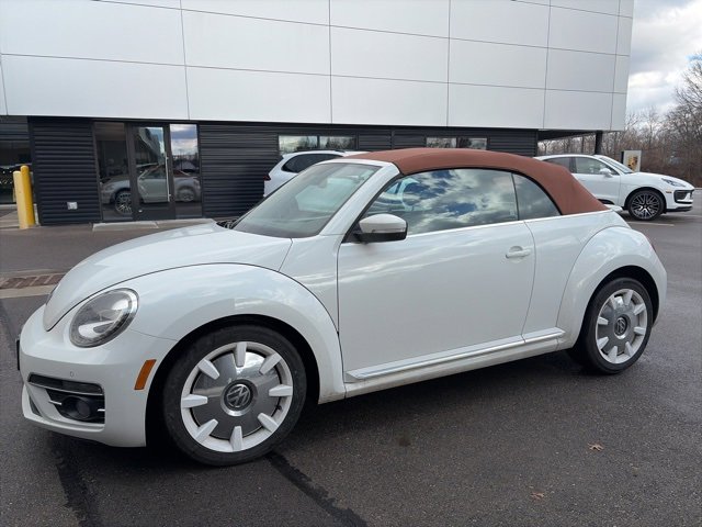 Used 2019 Volkswagen Beetle 2.0T Final Edition SEL image 4