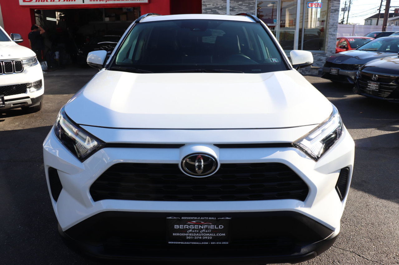 Used 2025 Toyota RAV4 XLE image 8