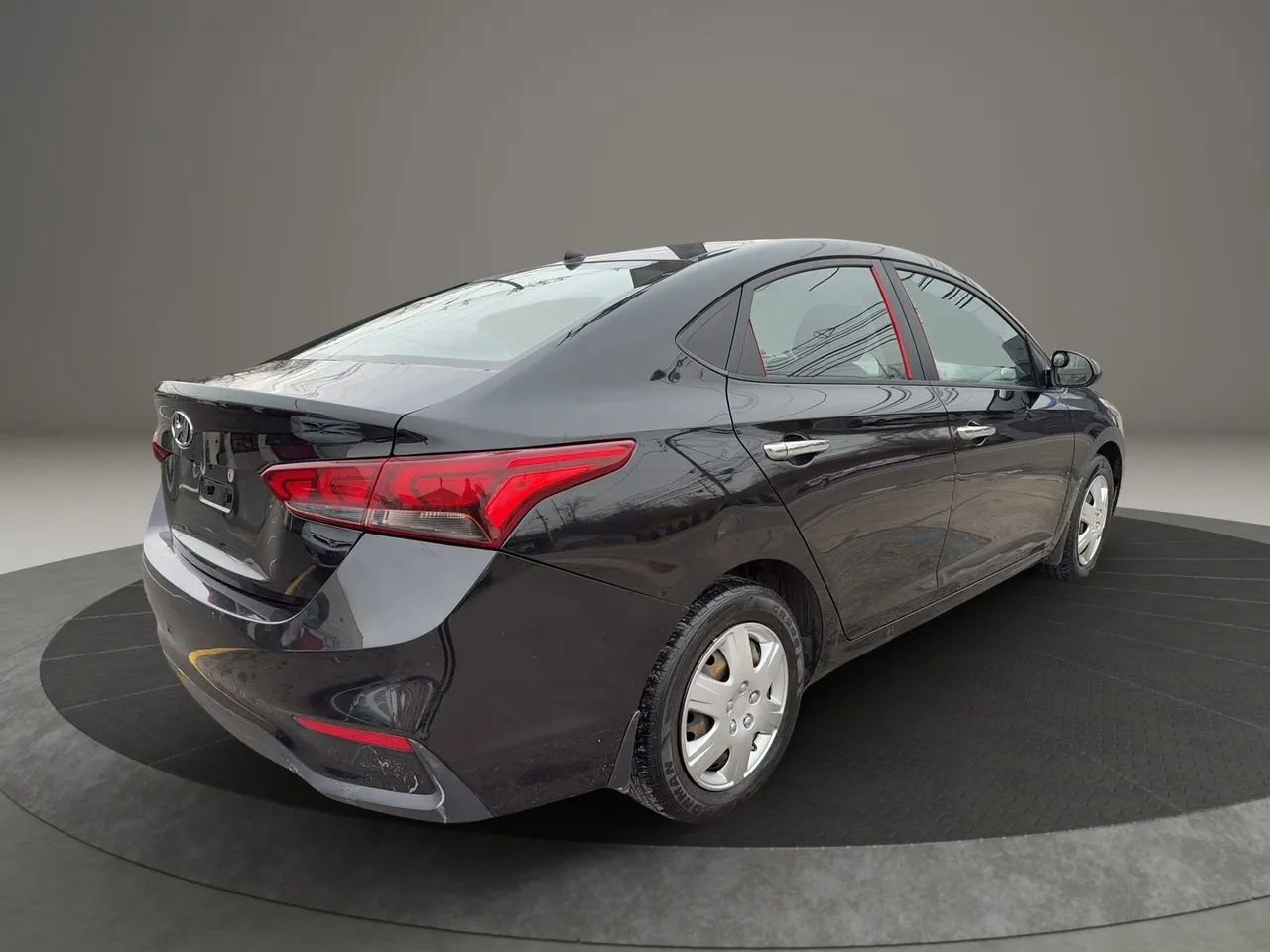 Used 2020 Hyundai Accent SE image 5