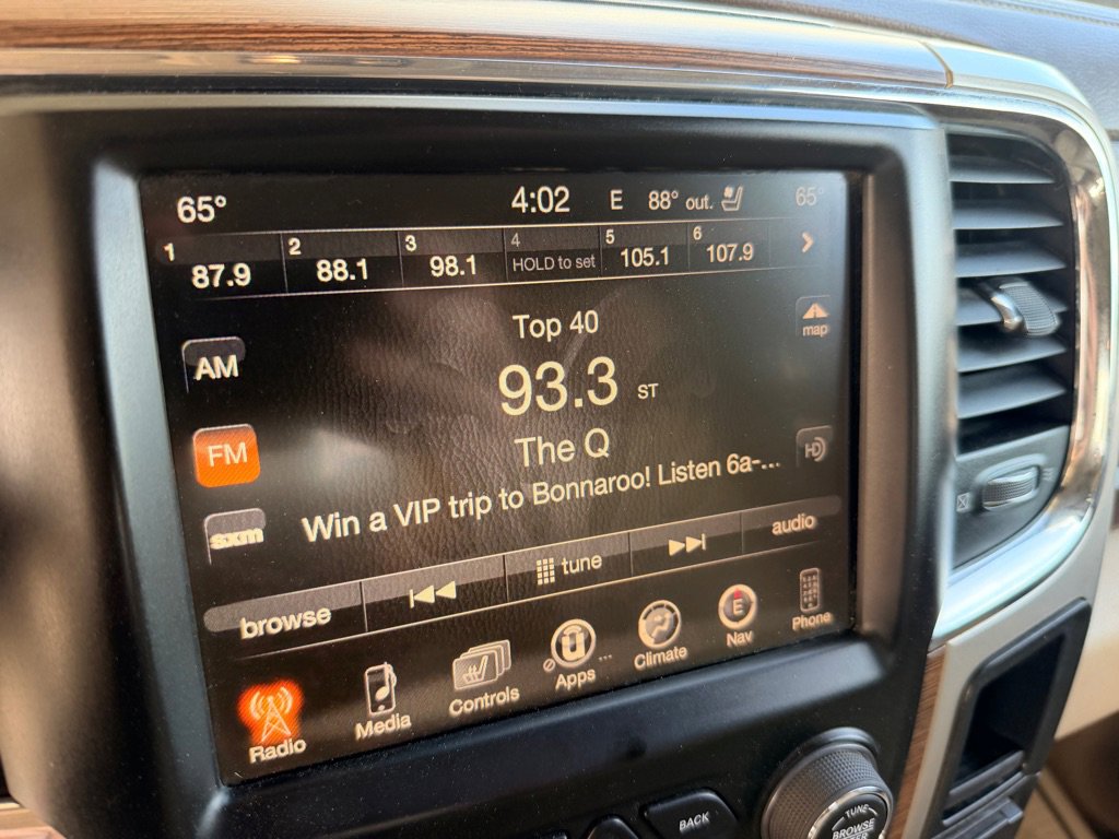 Used 2016 RAM 2500 Laramie w/ Convenience Group image 14