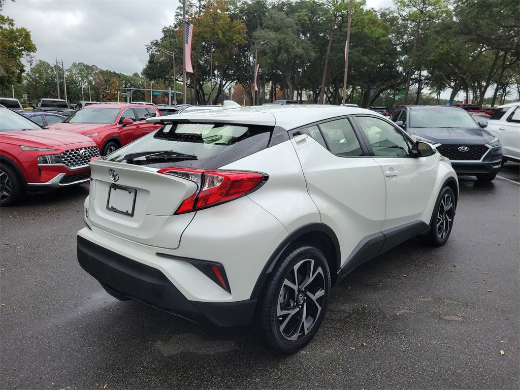 Used 2020 Toyota C-HR LE image 12