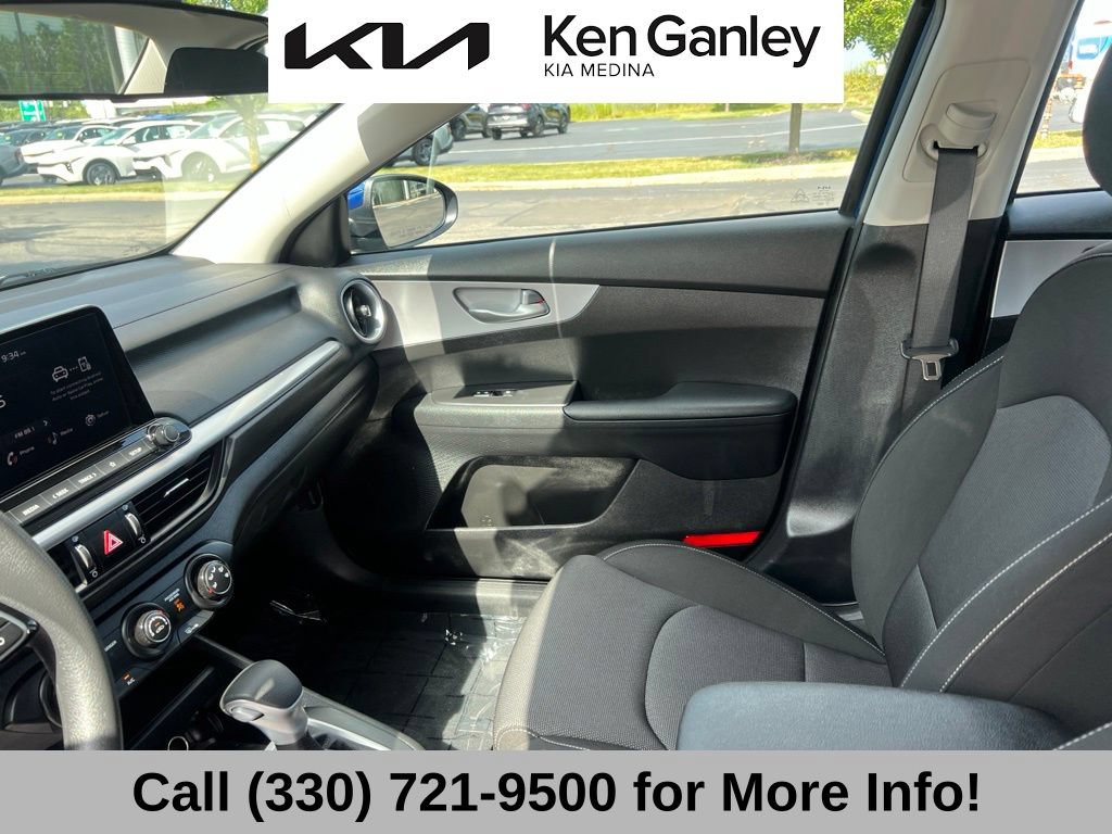 Certified 2023 Kia Forte LXS FWD image 40
