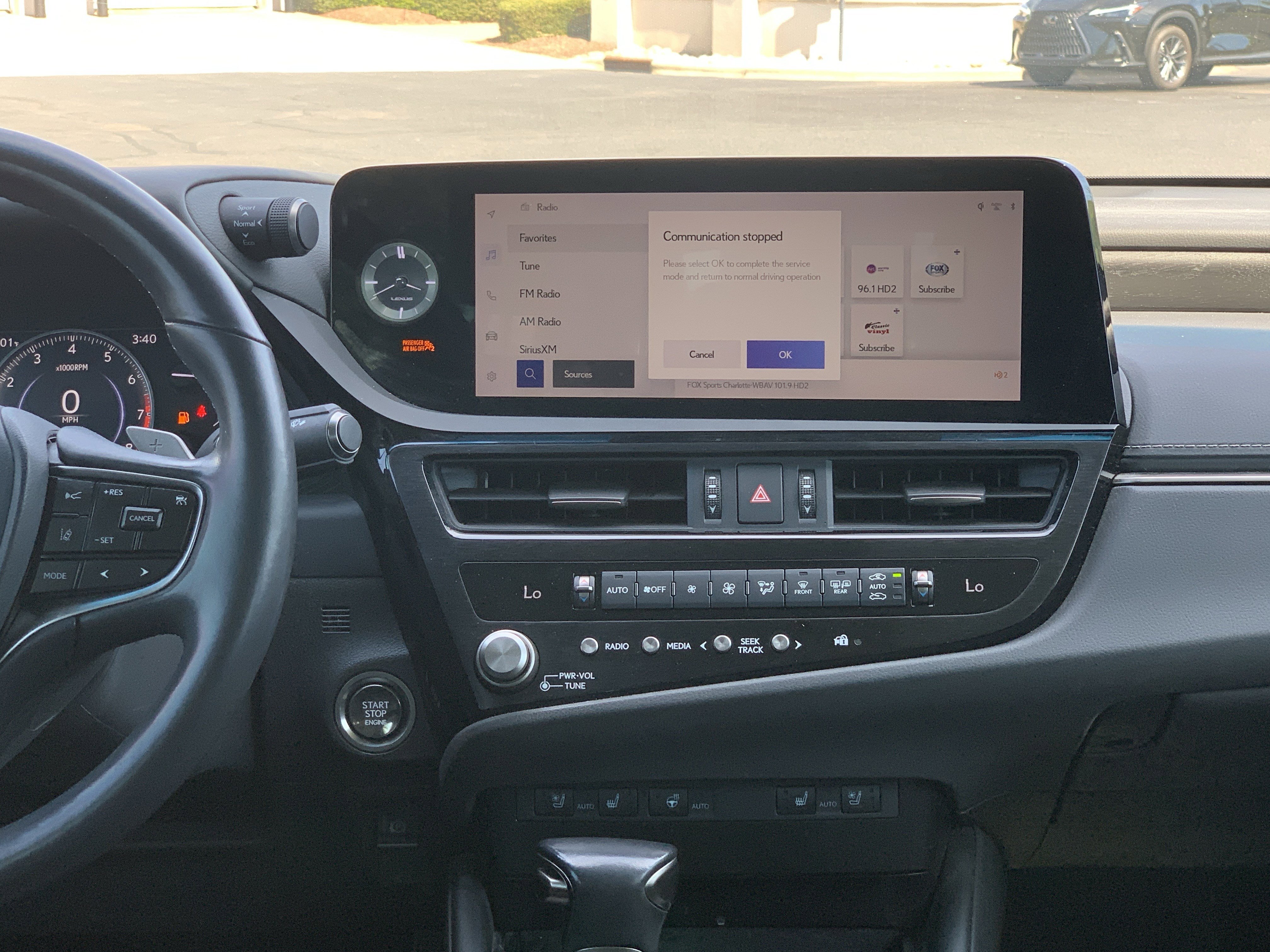 Used 2023 Lexus ES 350 w/ Premium Package image 27