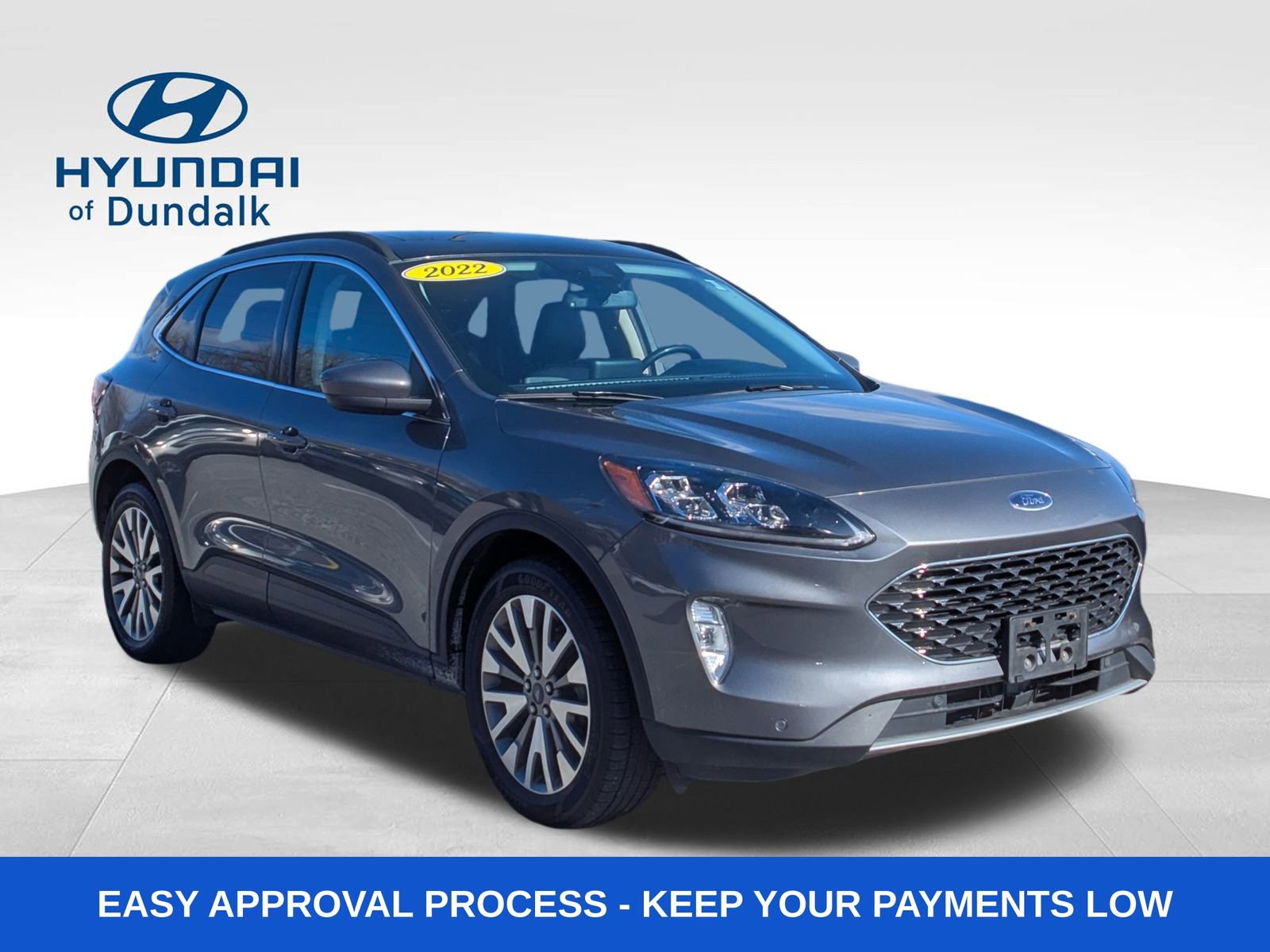 Used 2022 Ford Escape Titanium w/ Class II Trailer Tow Package image 11