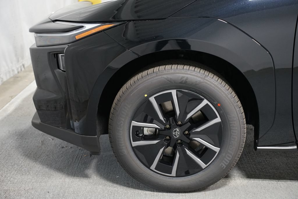 New 2026 Toyota bZ FWD image 5