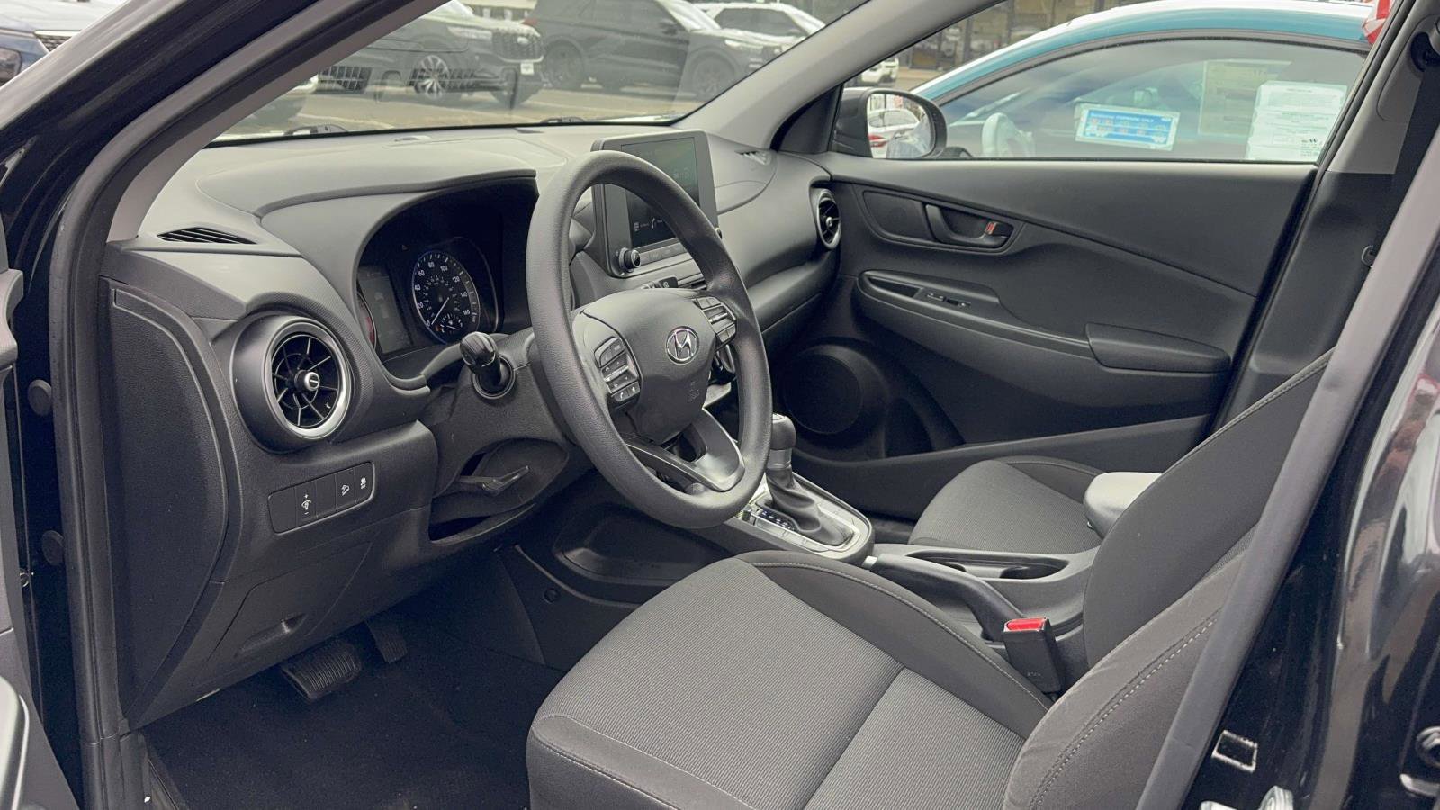 Used 2023 Hyundai Kona SEL image 26