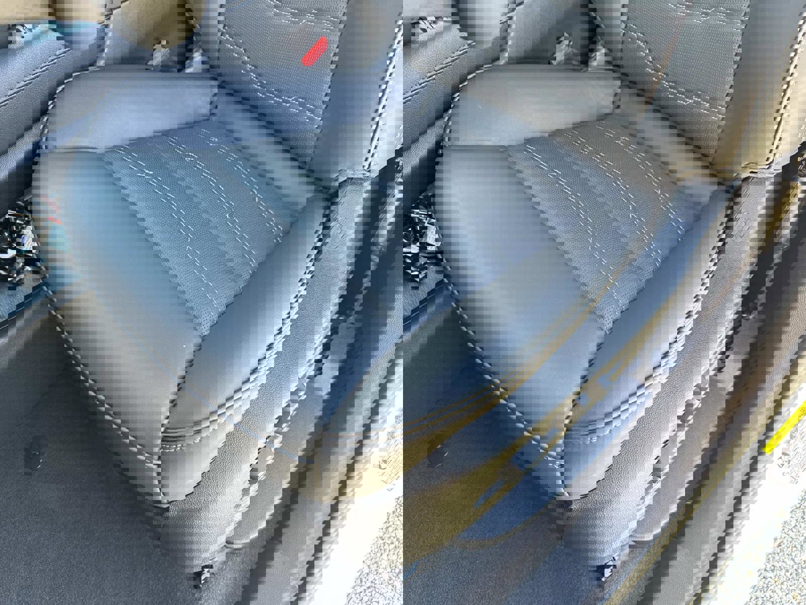 New 2025 Cadillac XT6 Premium Luxury w/ Platinum Package image 24