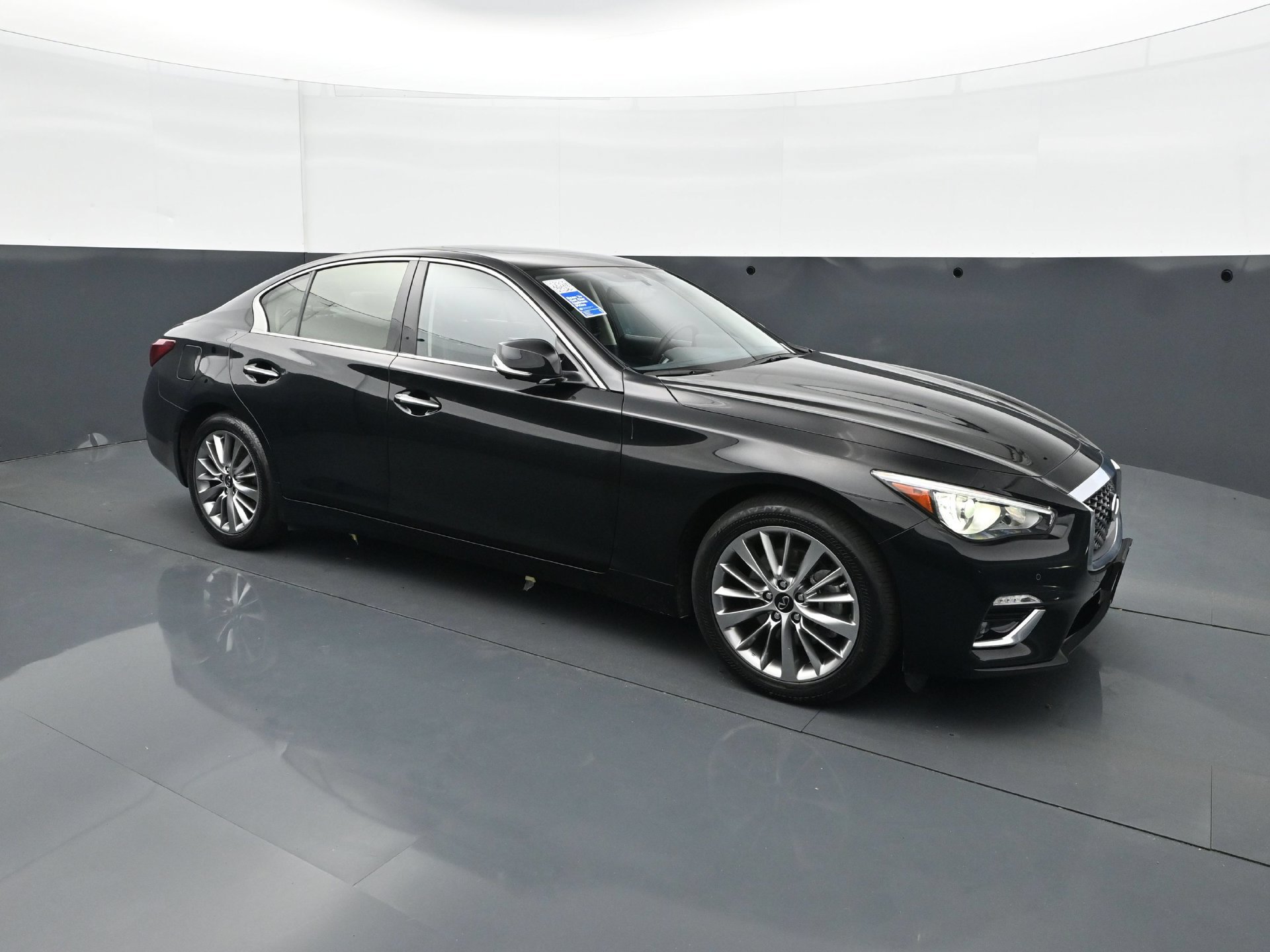Used 2024 INFINITI Q50 Luxe AWD/4WD image 9