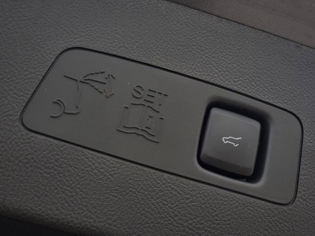 Certified 2023 Lincoln Corsair AWD w/ Equipment Group 101A image 34