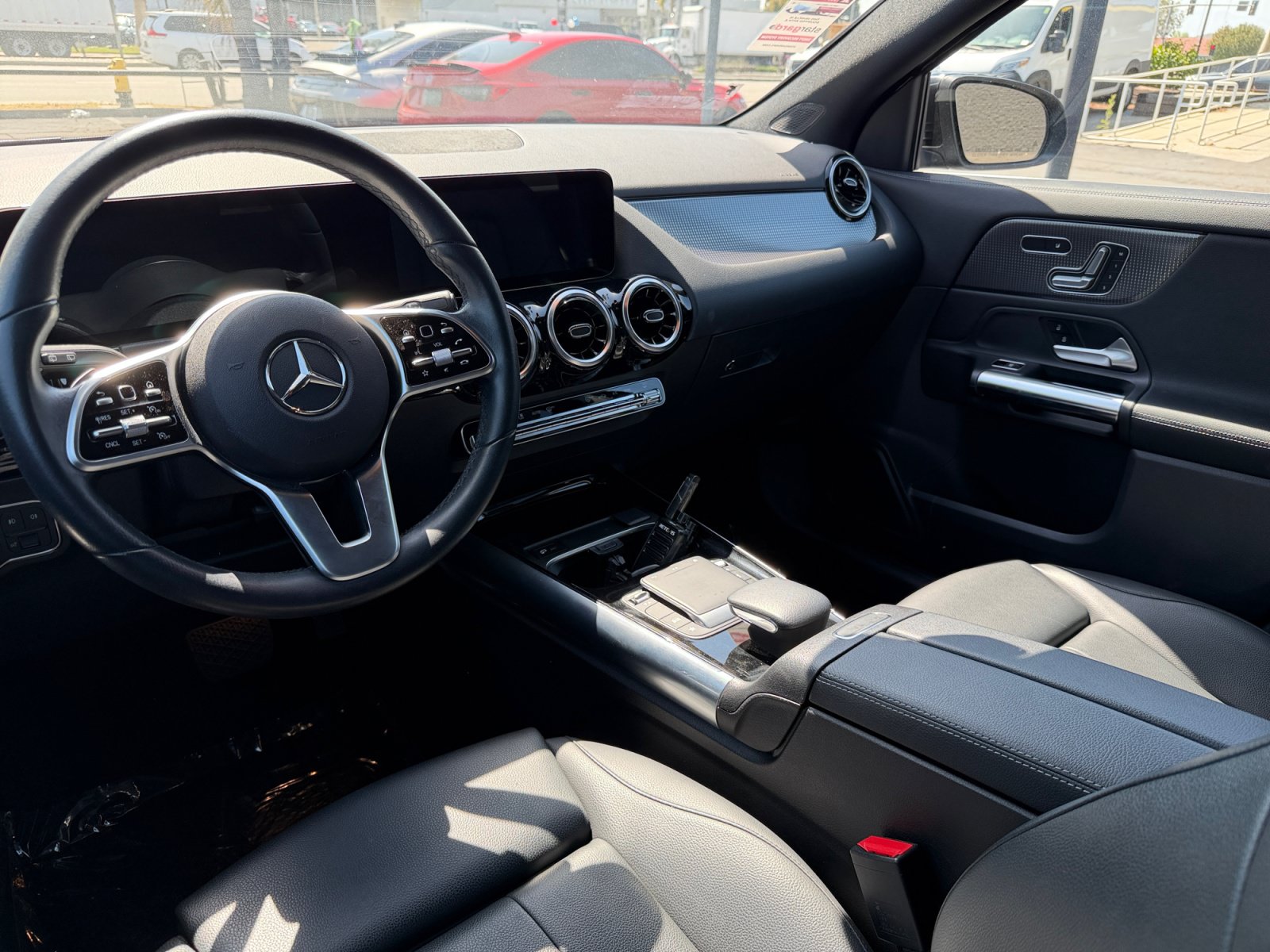 Used 2022 Mercedes-Benz GLA 250 w/ Premium Package Lite image 19