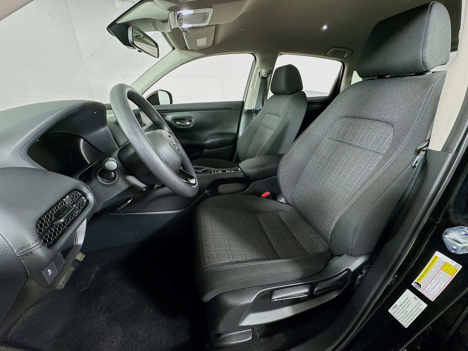 Certified 2026 Honda HR-V LX image 12