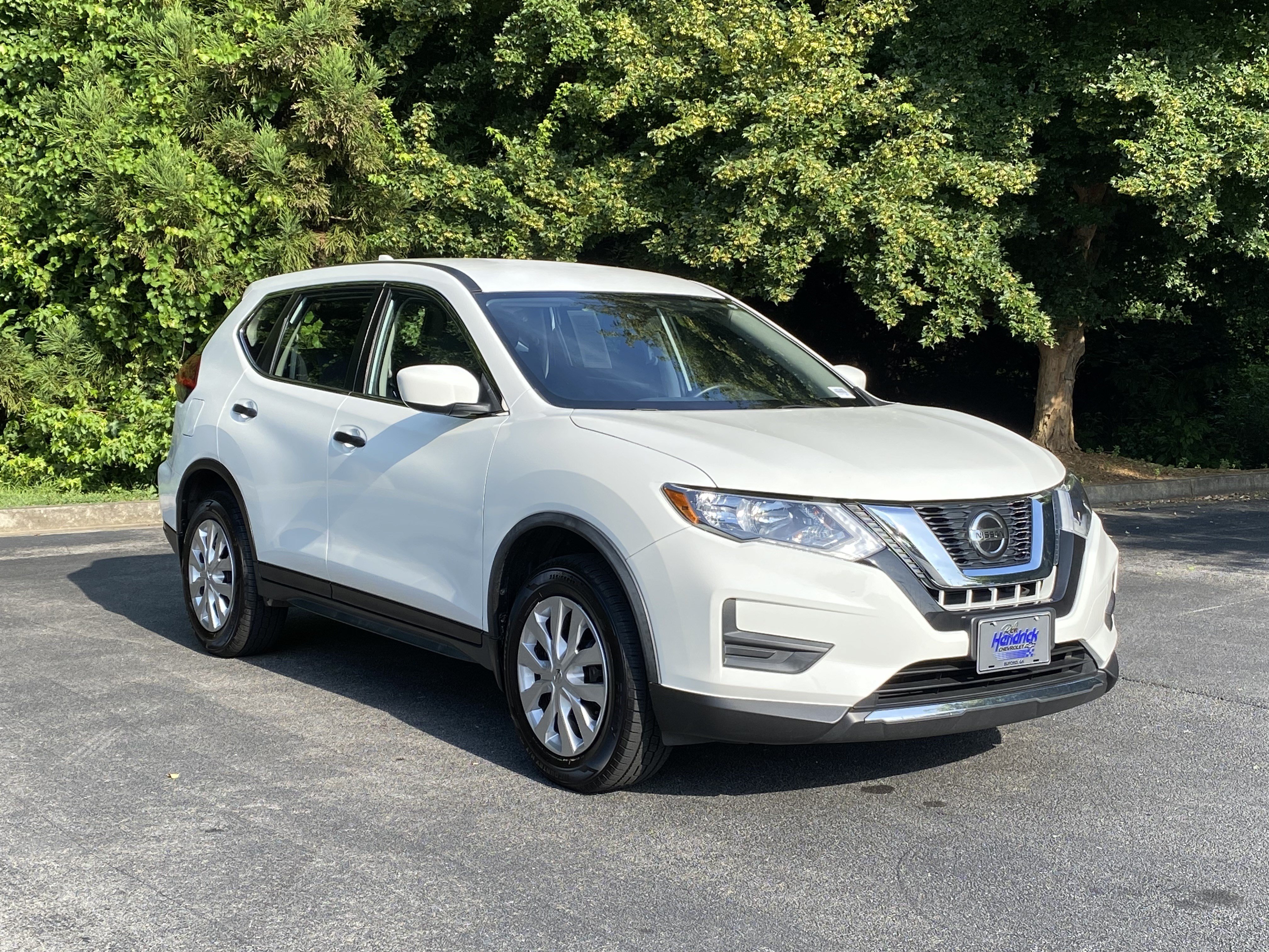 Used 2020 Nissan Rogue S AWD/4WD image 2