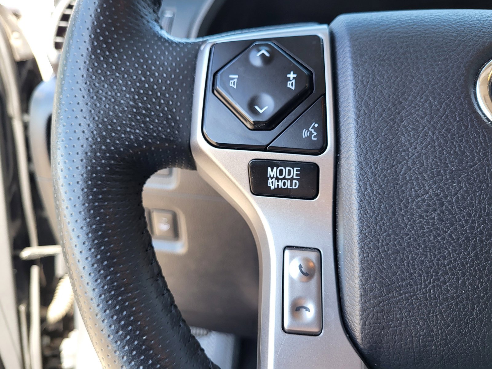 Certified 2024 Toyota 4Runner Limited image 26