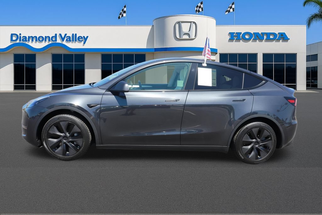 Used 2025 Tesla Model Y Long Range RWD image 8