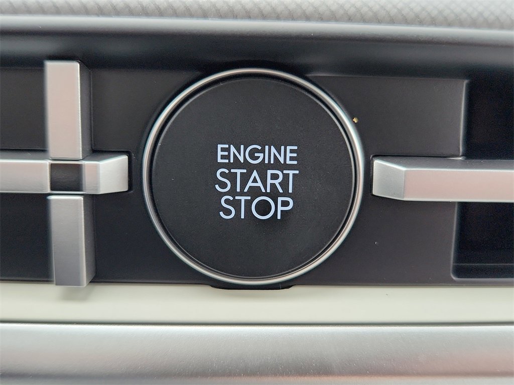 New 2026 Hyundai Santa Fe SE image 27