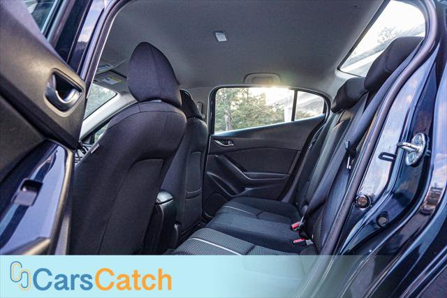 Used 2018 MAZDA MAZDA3 Sport w/ Preferred Equipment Package image 19