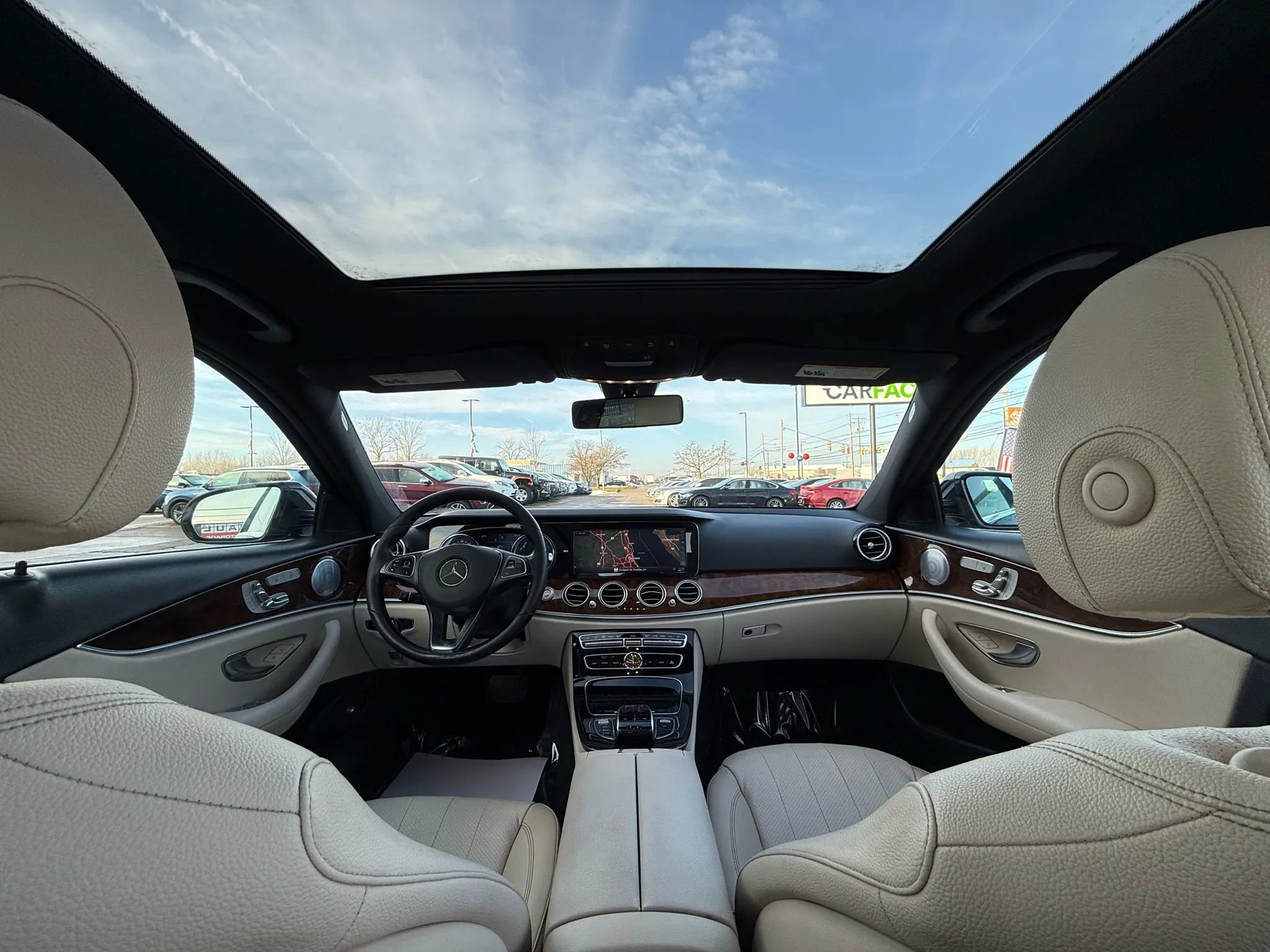 Used 2018 Mercedes-Benz E 300 4MATIC image 26