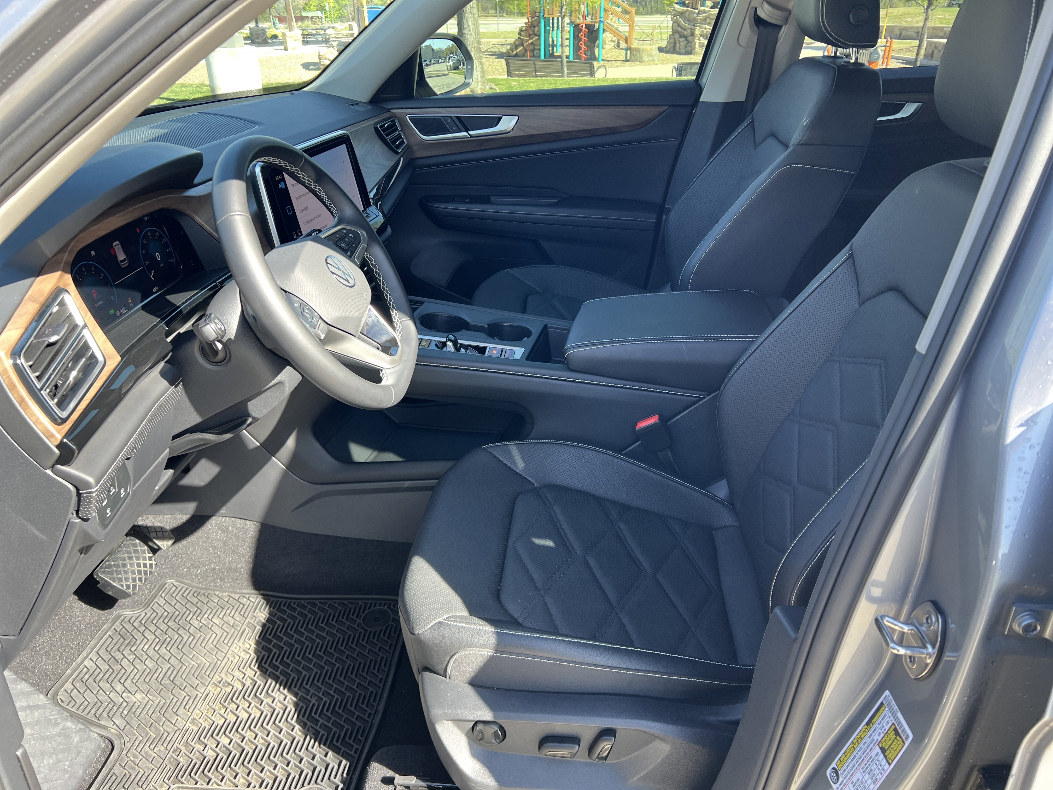 Certified 2026 Volkswagen Atlas SE image 35