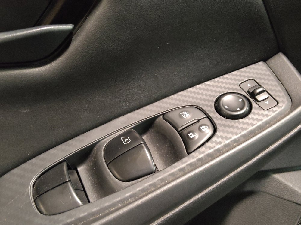 Used 2025 Nissan Sentra S FWD image 27