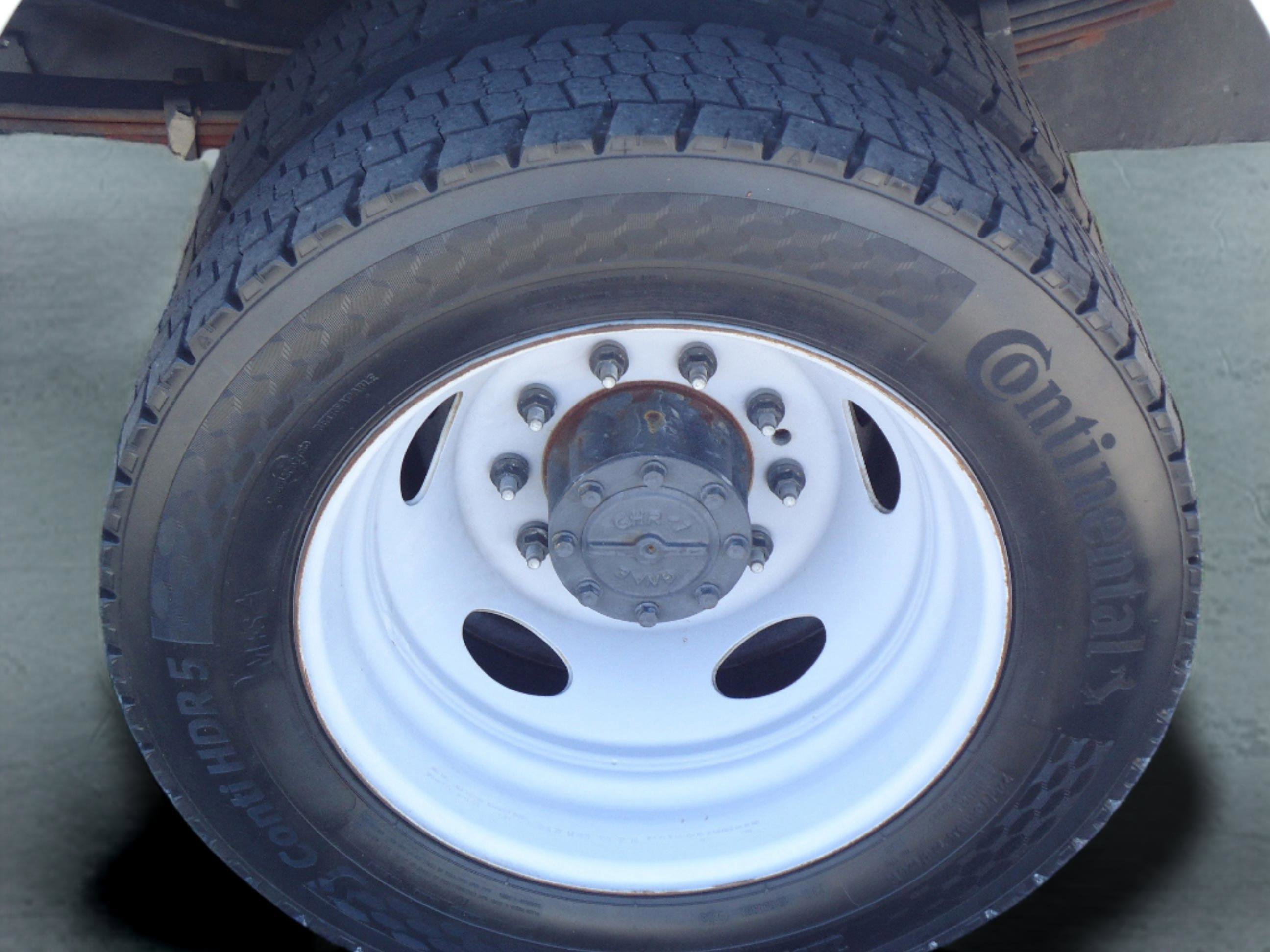 Used 2024 Ford F450 XL image 9