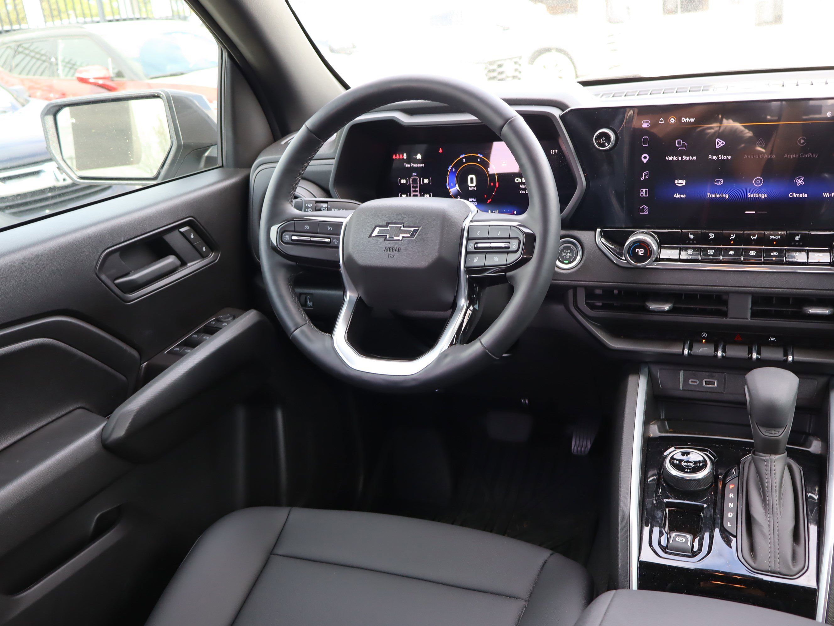 Used 2025 Chevrolet Colorado Trail Boss image 15