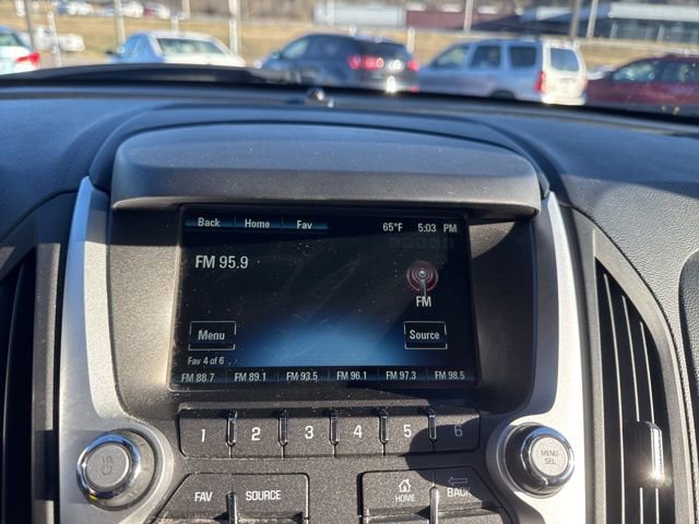 Used 2017 Chevrolet Equinox LT w/ Convenience Package FWD image 16