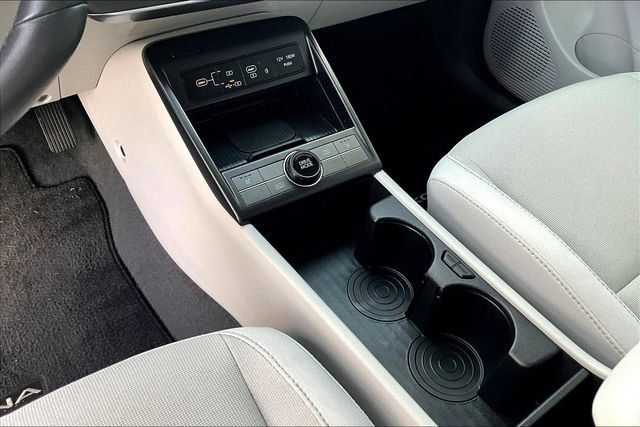 Used 2024 Hyundai Kona SEL w/ Convenience Package image 12