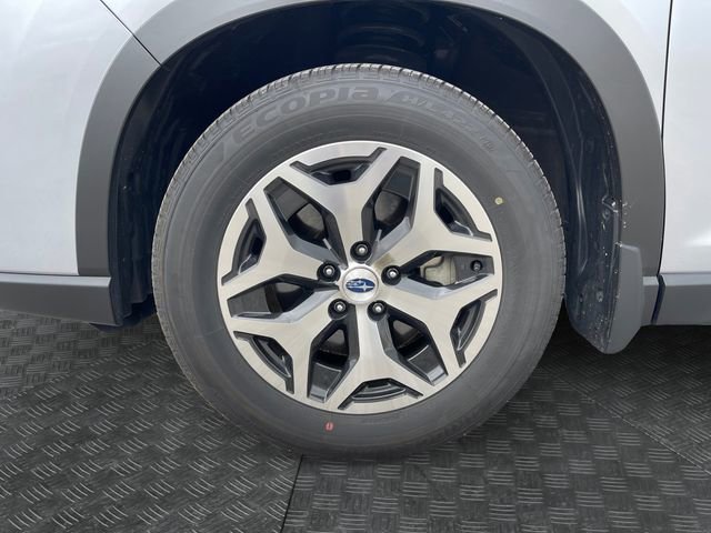 Used 2024 Subaru Forester Premium AWD/4WD image 14