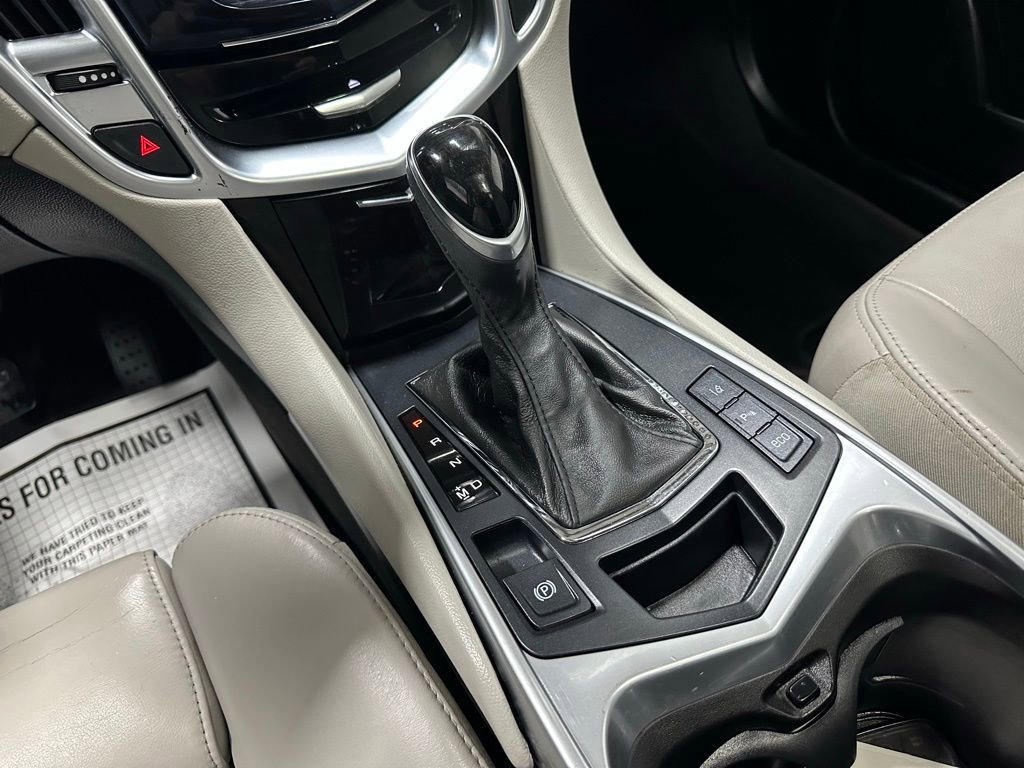 Used 2015 Cadillac SRX Performance w/ Driver Awareness Package image 32