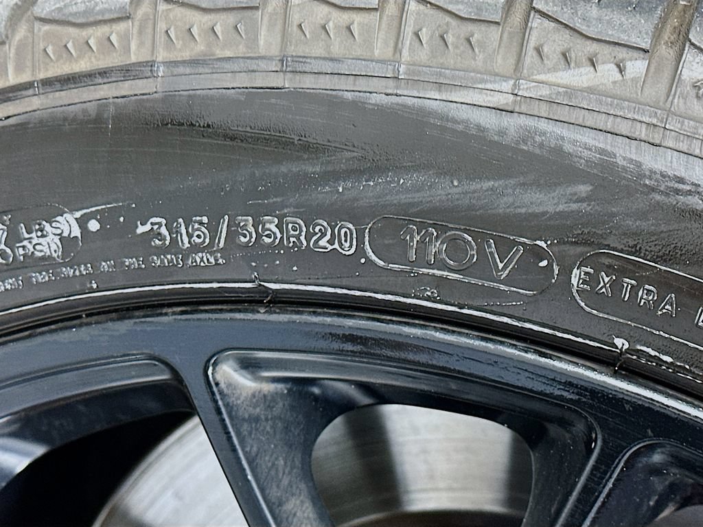 Used 2022 Dodge Challenger R/T Scat Pack RWD image 33