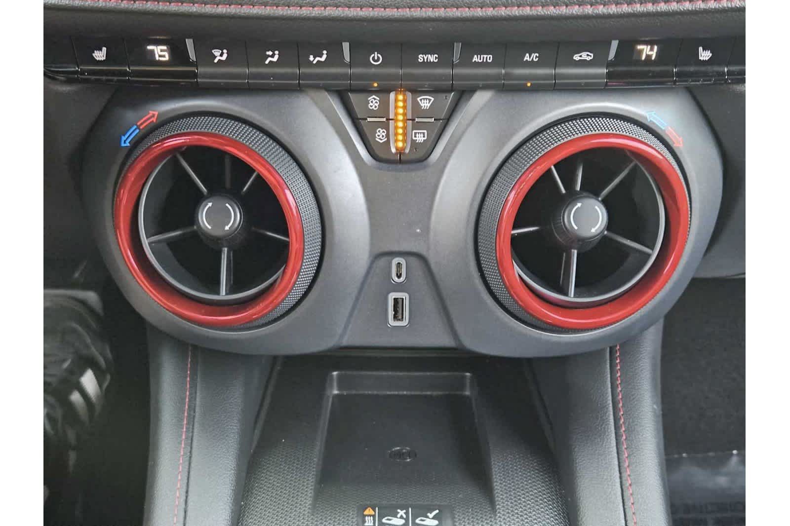 Used 2021 Chevrolet Blazer RS w/ Driver Confidence II Package FWD image 19