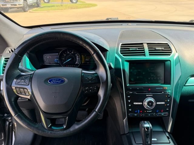 Used 2016 Ford Explorer Sport w/ Equipment Group 401A AWD/4WD image 15