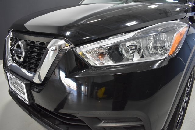 Used 2020 Nissan Kicks SV image 11